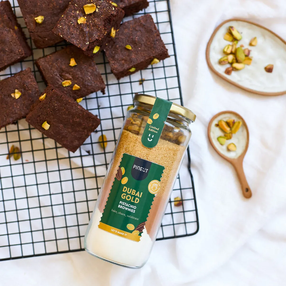 Pineut - Brownie Mix Dubai Gold, 356 gr