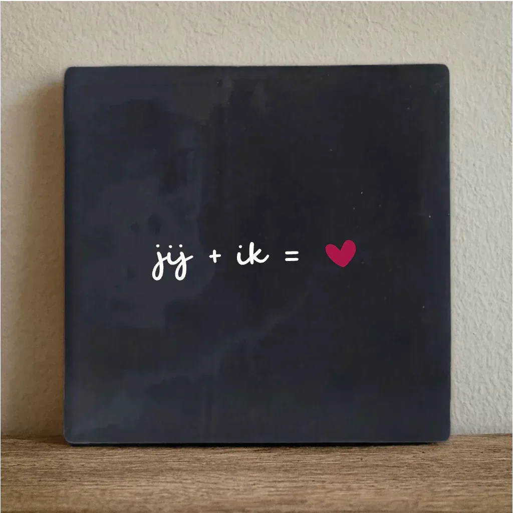 Label2x - Tegeltje 'jij + ik = ♥'
