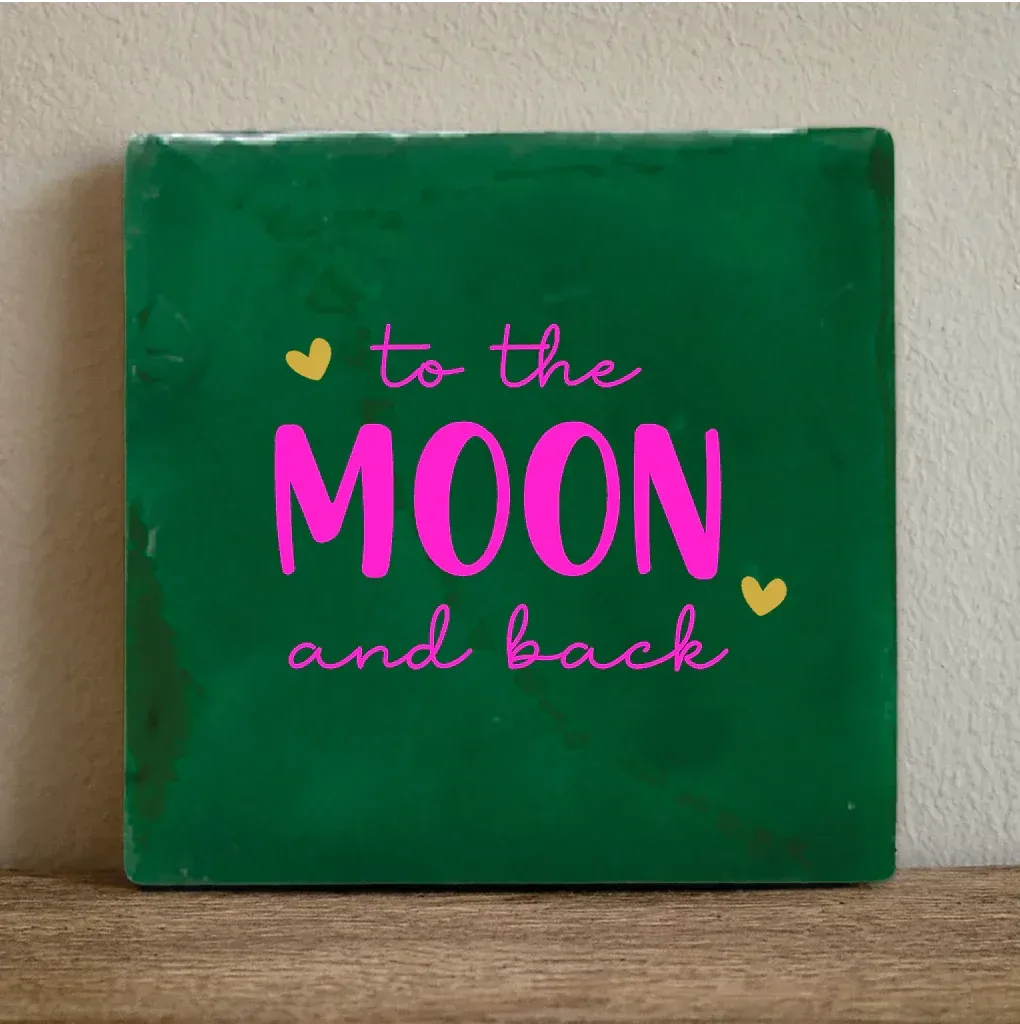 Label2x - Tegeltje 'To the moon and back'